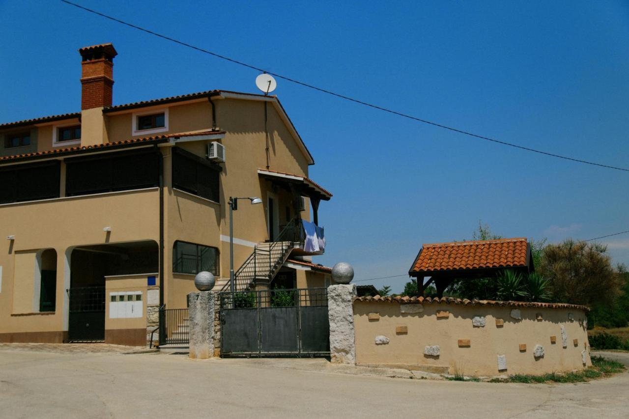 Forest Retreat Poreč Exterior foto