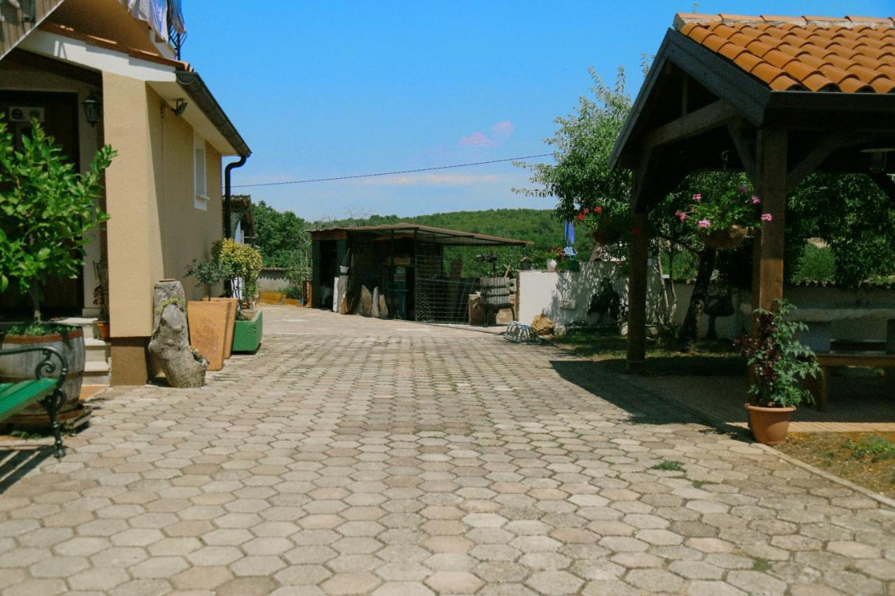 Forest Retreat Poreč Exterior foto