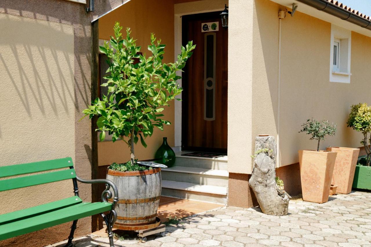 Forest Retreat Poreč Exterior foto